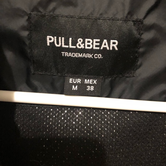 pull and bear rain jacket - Picture 2 of 2